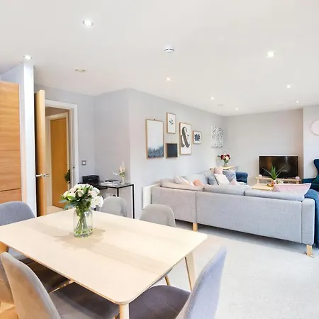 Apartment Cartier House At The Leeds Dock *