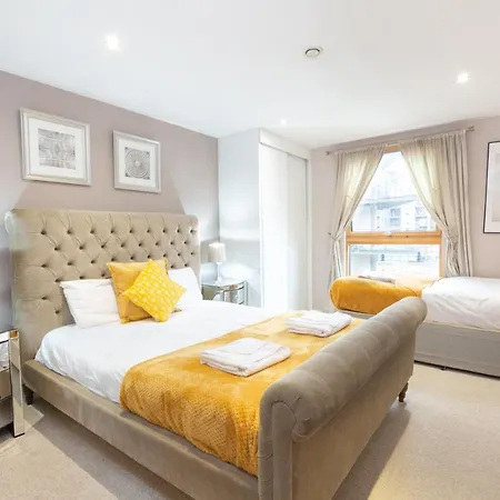 Cartier House At The Dock Leeds (West Yorkshire)