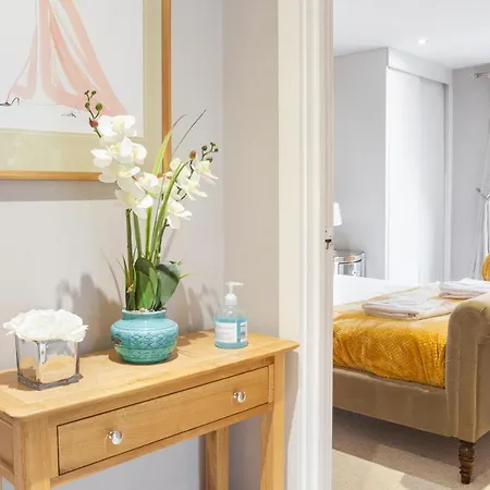 Cartier House At The Leeds Dock Apartment Leeds (West Yorkshire)