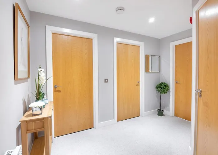 Cartier House At The Dock